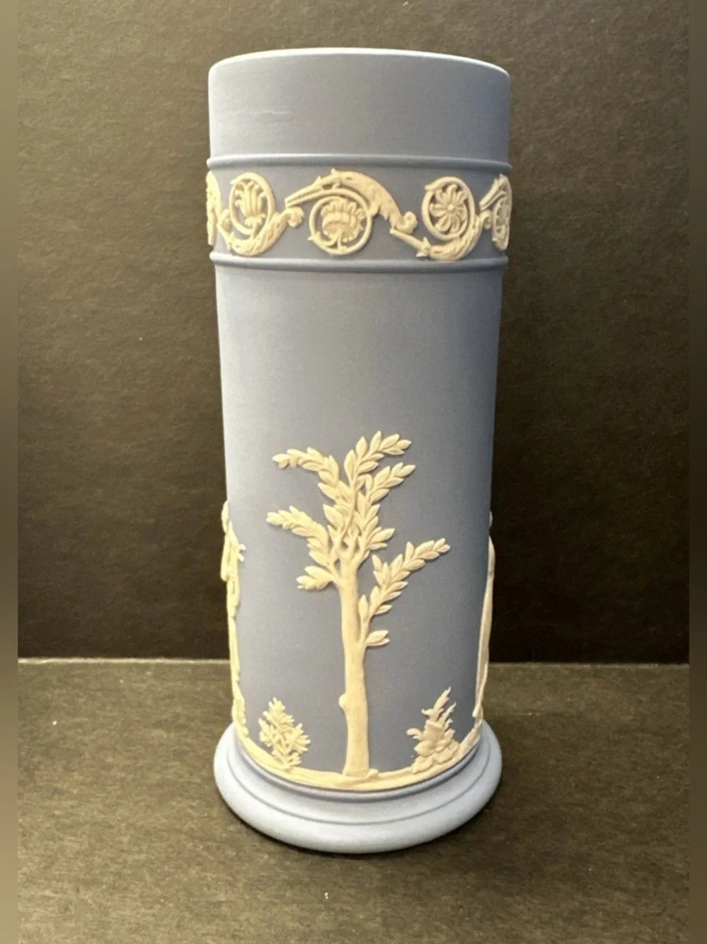 Wedgwood Spill Vase Blue White Jasperware 6.5